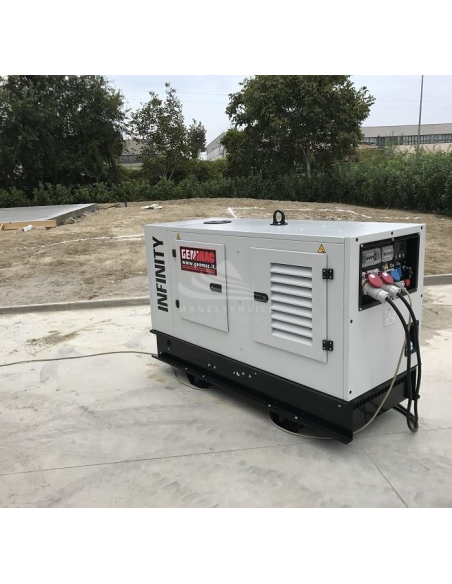 GENMAC Urban G15000KS Diesel Gruppo Elettrogeno Trifase 3000 rpm 15 KVA 12 KW AVR