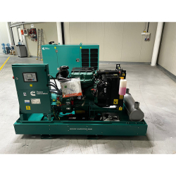 Generatore Cummins C66D5EQ 66KVA aperto