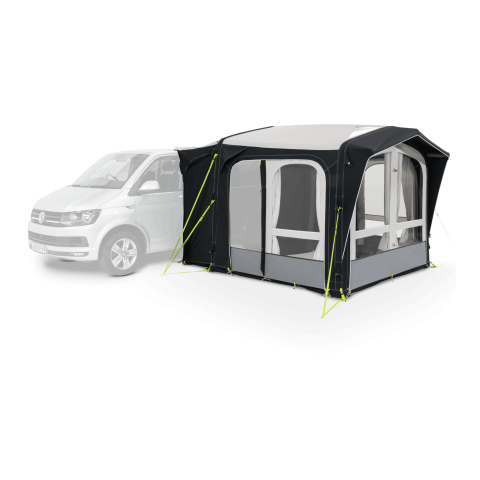 dometic club air pro con una carovana sfocata