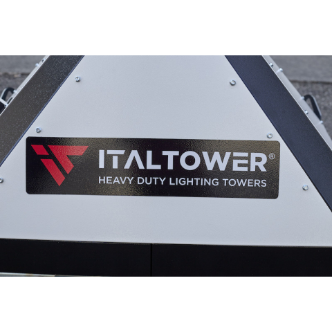 ITALTOWER STREET SOLAR PRO01 LIGHT TOWER 6000lm ELECTRIC SOLAR ENERGY