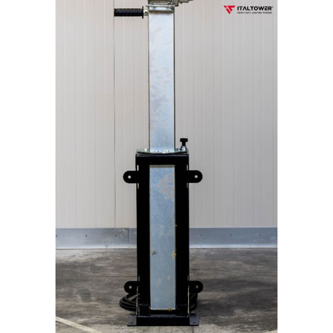 ITALTOWER KT55 LIGHTING TOWER 4x160 W MULTILED