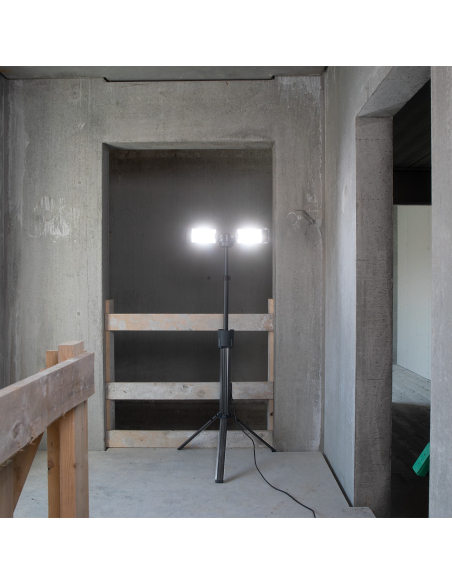 SCANGRIP TOWER 8 CONNECT proiettore LED 8000 lumen con treppiede e batterie 18V/20V