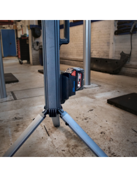 SCANGRIP TOWER 8 CONNECT proiettore LED 8000 lumen con treppiede e batterie 18V/20V